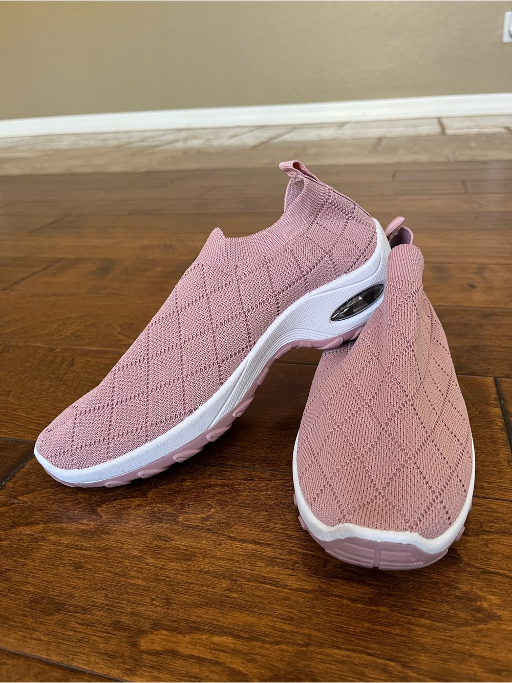 Women's Slip-On Knit Sneakers - Pink